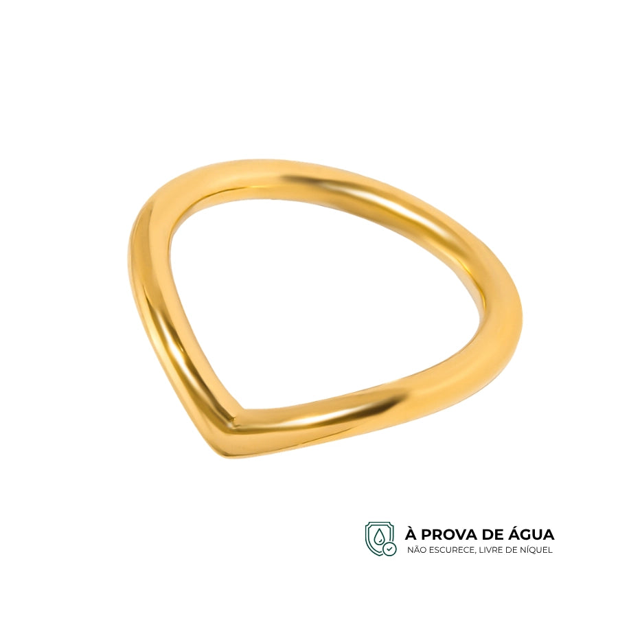 Anel Chevron Ivy - Banhado em Ouro 18k