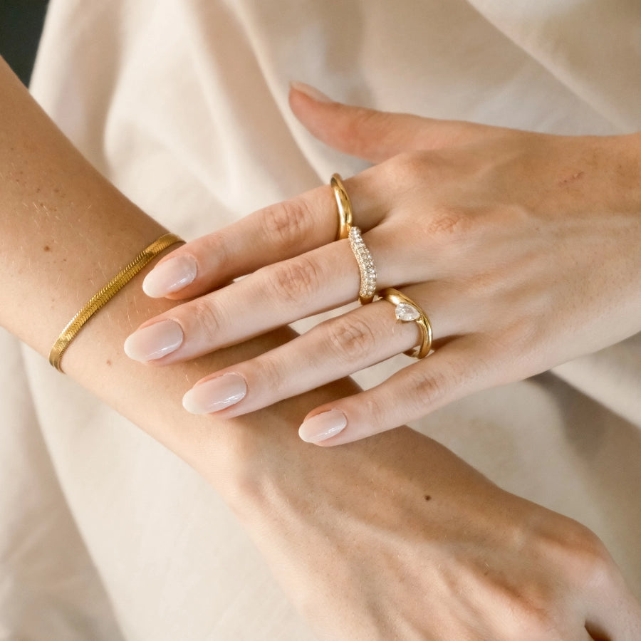 Anel Wave - Banhado em Ouro 18k