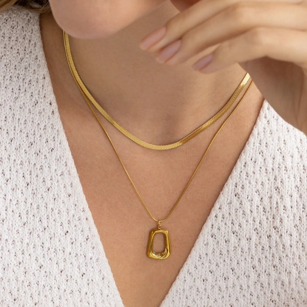 Choker Fita Essencial - Banhado em Ouro 18k