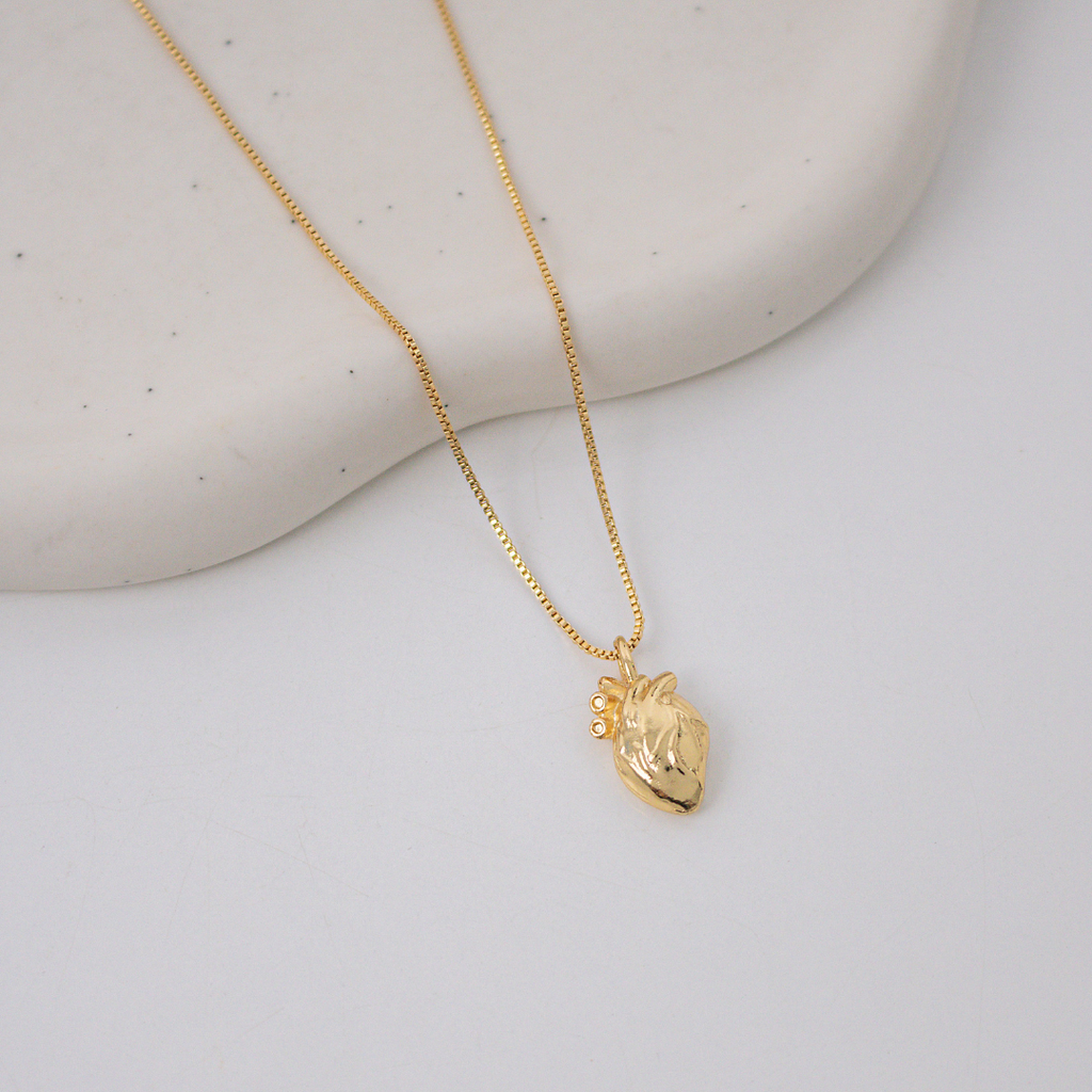 Colar Coração Humano