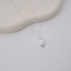 Colar Coração Humano