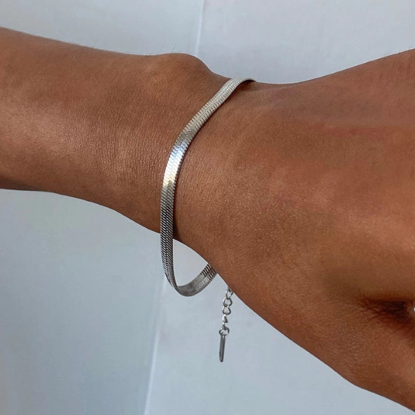 Pulseira Fita Essencial - Prateada